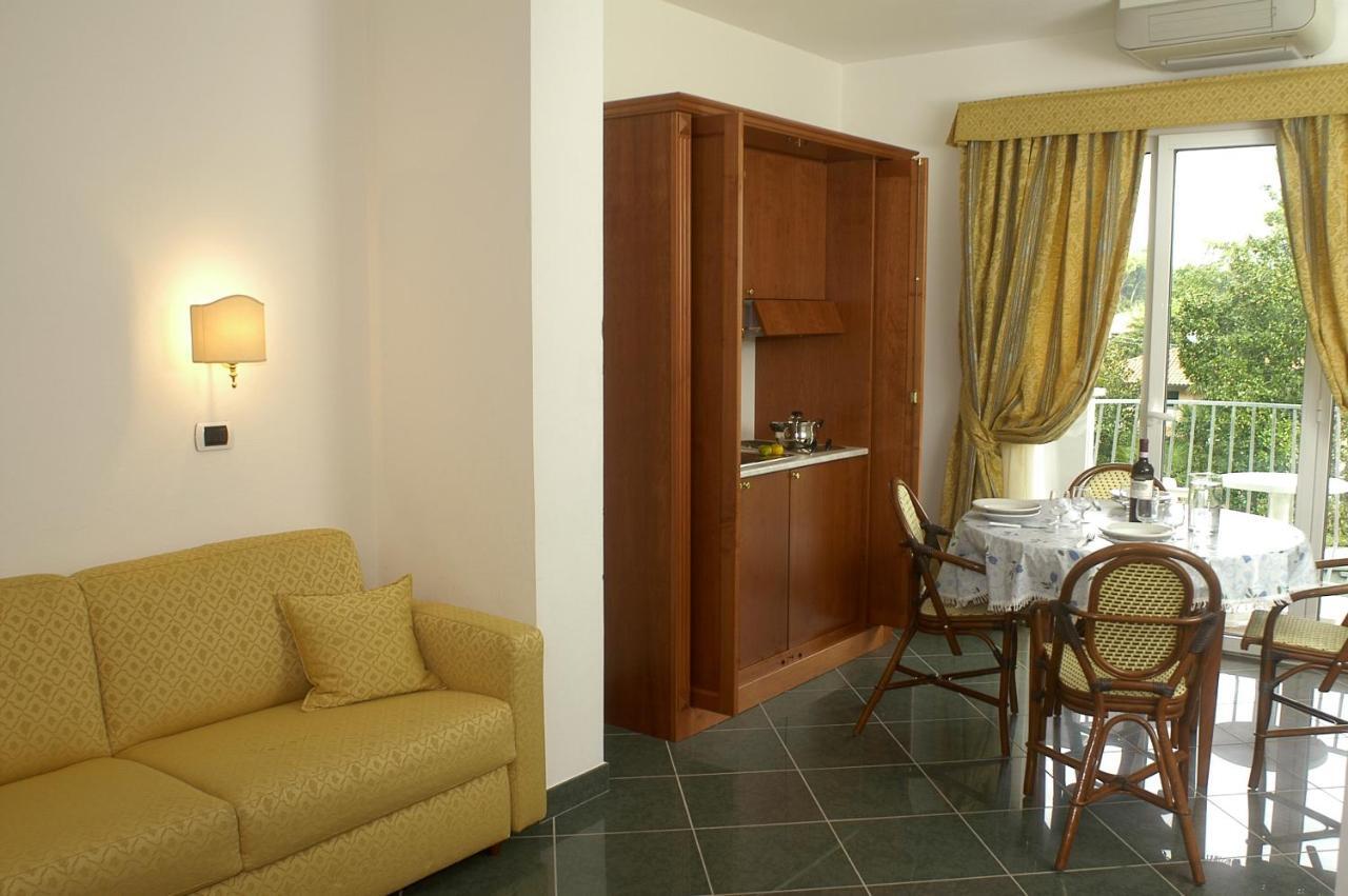 Hotel Residence Villa Marzia Marina di Pietrasanta Room photo